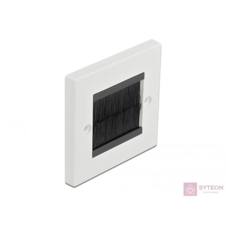 Delock Kábelrendező keret fekete fésűsávokkal 86 x 86 mm